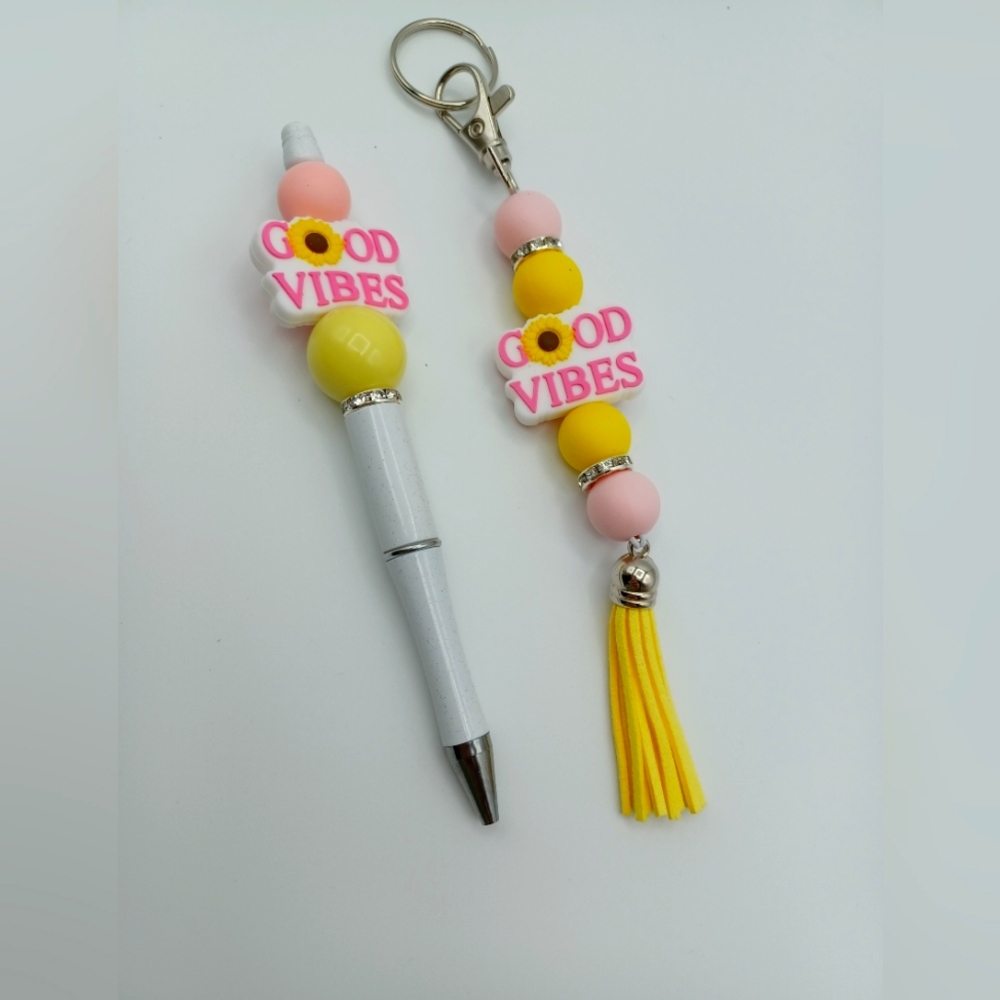 Good Vibes Fidget Keychain and Matching Custom Pen